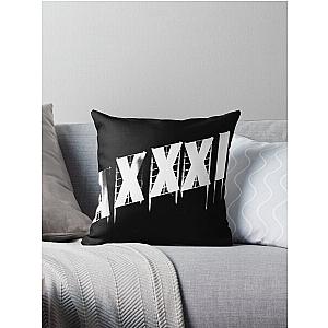 maxxxine  sign Throw Pillow