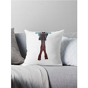 maxxxine (mia goth) dithered Throw Pillow