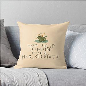 HOP SKIP JUMPIN’ Throw Pillow RB1704