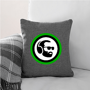 MenosTrece El Horror Es Real Menos Trece Pillows Cover
