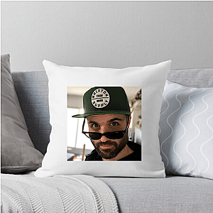 MenosTrece Miedo Con Clase Menos Trece Pillows Cover