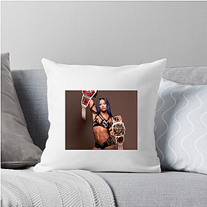 Trailblazing Performer Mercedes Varnado Mercedes Varnado Pillows Cover