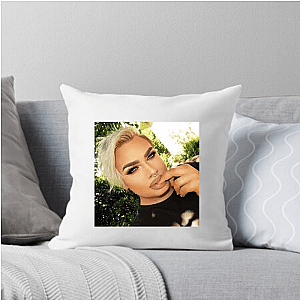 Bold Creator Michael Finch Michael Finch Pillows Cover