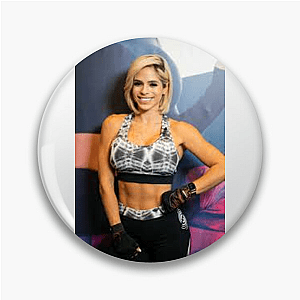 Venezuelan Fitness Star Michelle Lewin Pins