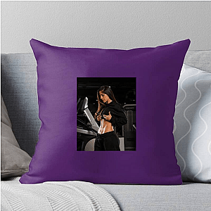 Wellness Motivation Queen Michelle Lewin Pillows Cover