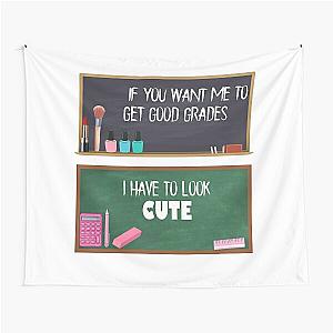 Modern Family Haley Dunphy - Good Grades Look Cute Tapestry