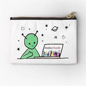 Modern Family Classic T-Shirt Zipper Pouch