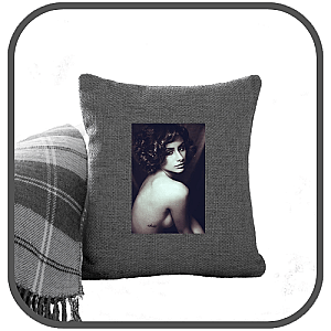 Nazanin Mandi Pillows Cover