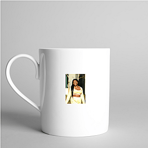 Fashion Icon Nella Rose Nella Rose Mugs