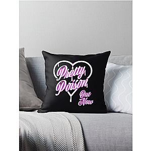 Nessa Barrett  	 Throw Pillow