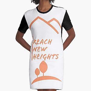 Positieve Quote- REACH NEW HEIGHTS Graphic T-Shirt Dress