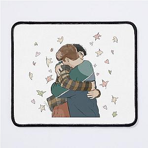 Nick and Charlie heartstopper in love 2 Mouse Pad