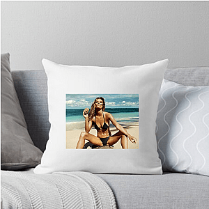 Soft Serve, Strong Game Nina Agdal Pillows Cover