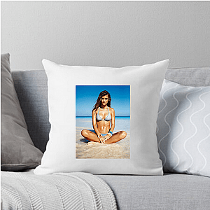 Nina Runway Reign Nina Agdal Pillows Cover