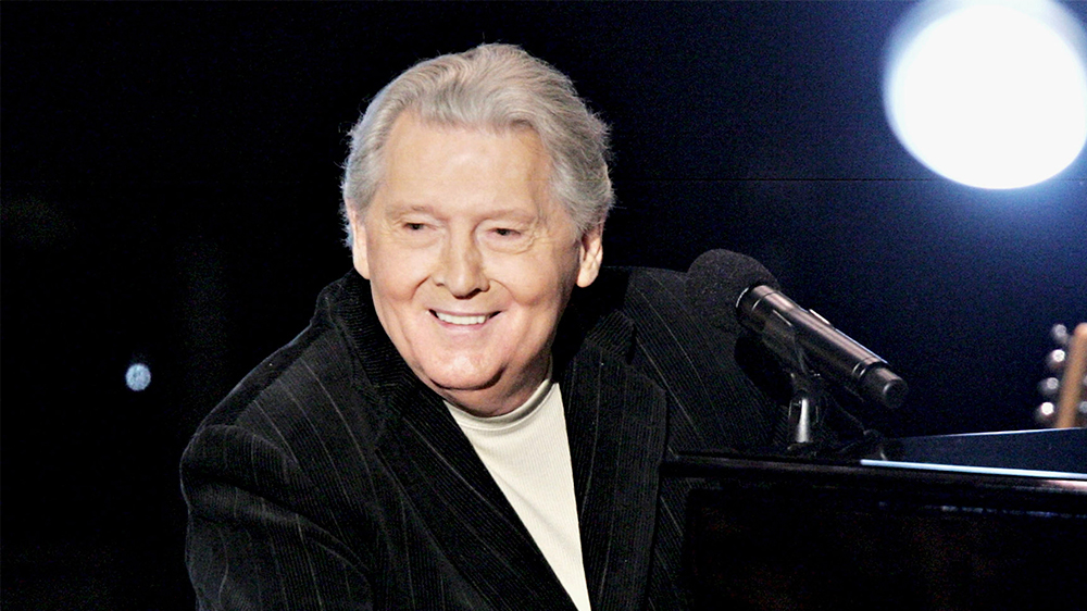 Jerry Lee Lewis and the Art of Piano Playing Why Hes Still the Killer