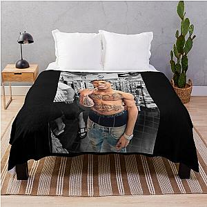 Nle Choppa rapper Throw Blanket