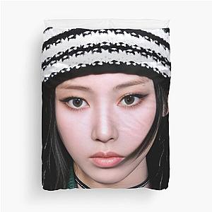 JIWOO nmixx (KPOP) Duvet Cover