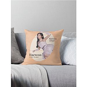 Nmixx Haewon"Ad Mare" O.O pure white polaroid pack logo Throw Pillow