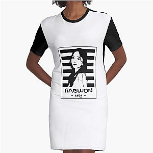 NMIXX Haewon Silhouette Black and White Graphic T-Shirt Dress