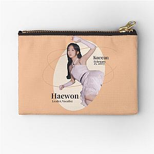 Nmixx Haewon"Ad Mare" O.O pure white polaroid pack logo Zipper Pouch