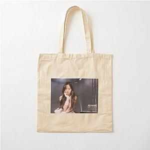 NMIXX HAEWON ‘O.O’ Cotton Tote Bag