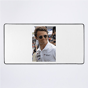 Resilient Contender Nyck De Vries Mouse Pads