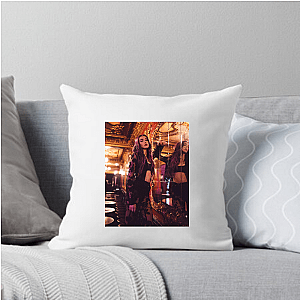 Olivia O'Brien Feel The O'Brien Olivia O'brien Pillows Cover