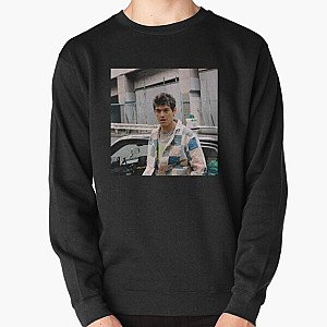 Omar Apollo Street Pic   Pullover Sweatshirt RB0104