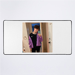 Ondreaz Lopez Content King Ondreaz Lopez Mouse Pads