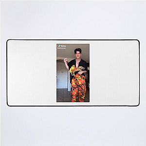 Ondreaz Lopez Unstoppable Energy Ondreaz Lopez Mouse Pads