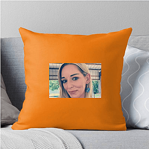 Internet Mom Figure Ophelia Nichols Pillows Cover