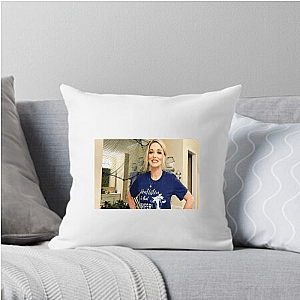 Heartfelt Storyteller Ophelia Nichols Pillows Cover