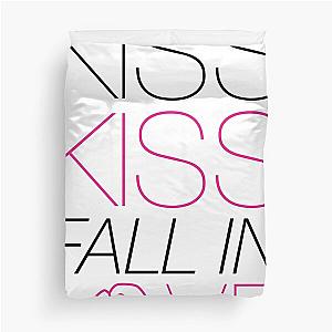 Ouran High School Host Club "Kiss Kiss Fall In Love" Duvet Cover