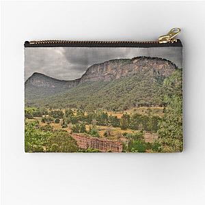 Guardians Of The Valley - Capertee Valley - The HDR Experience Zipper Pouch