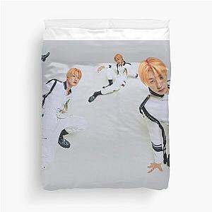 P1Harmony Jongseob Doom Du Doom- KICK IN ver.  Duvet Cover