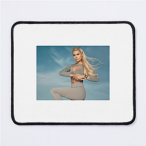 Never Skips Pamela Reif Pamela Reif Mouse Pads