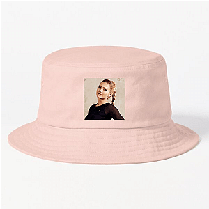 Doesn’t Quit Pamela Reif Pamela Reif Hats & Caps