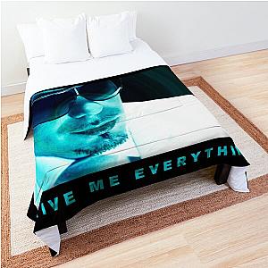 Mr Worldwide Pitbull Rapper  Comforter