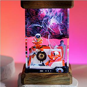 Astronaut on Spaceships Resin Diorama Lamp - Breakwooden BR2812