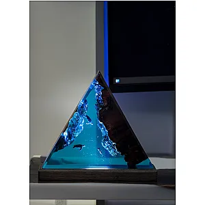 TRIANGLE DEEP SEA LAMP - EPOXY LAMP - Breakwooden BR2812