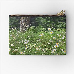 Pushing Daisies Zipper Pouch