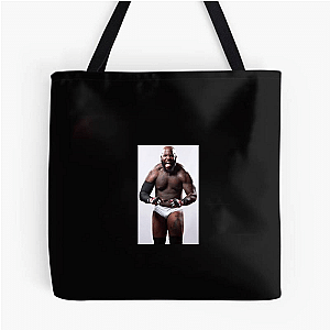 Pro Wrestler Quinn Ojinnaka Bags