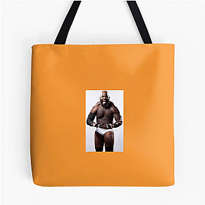 Pro Wrestler Quinn Ojinnaka Bags