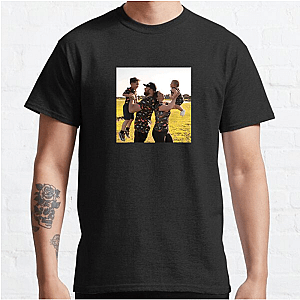 Powered by Quinn Pratt Quinn Pratt T-Shirts