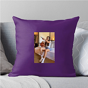 Sports Host Rachel Annamarie Demita Pillows Cover