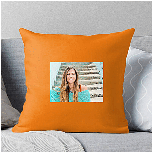 Health Advocate Rachel Brathen Pillows Cover