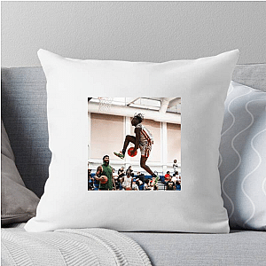 Digital Fashion Influencer Raye Mckinney Pillows Cover
