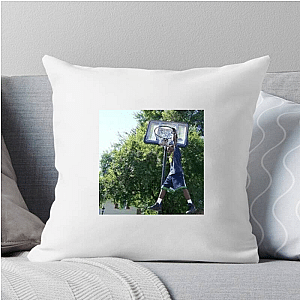 Popular Digital Figure Raye Mckinney Pillows Cover