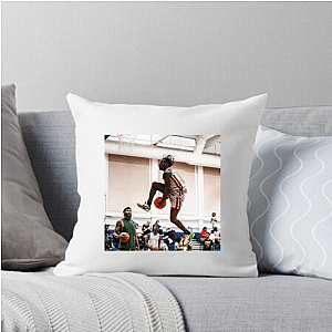 Digital Fashion Influencer Raye Mckinney Pillows Cover