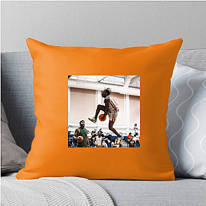Digital Fashion Influencer Raye Mckinney Pillows Cover